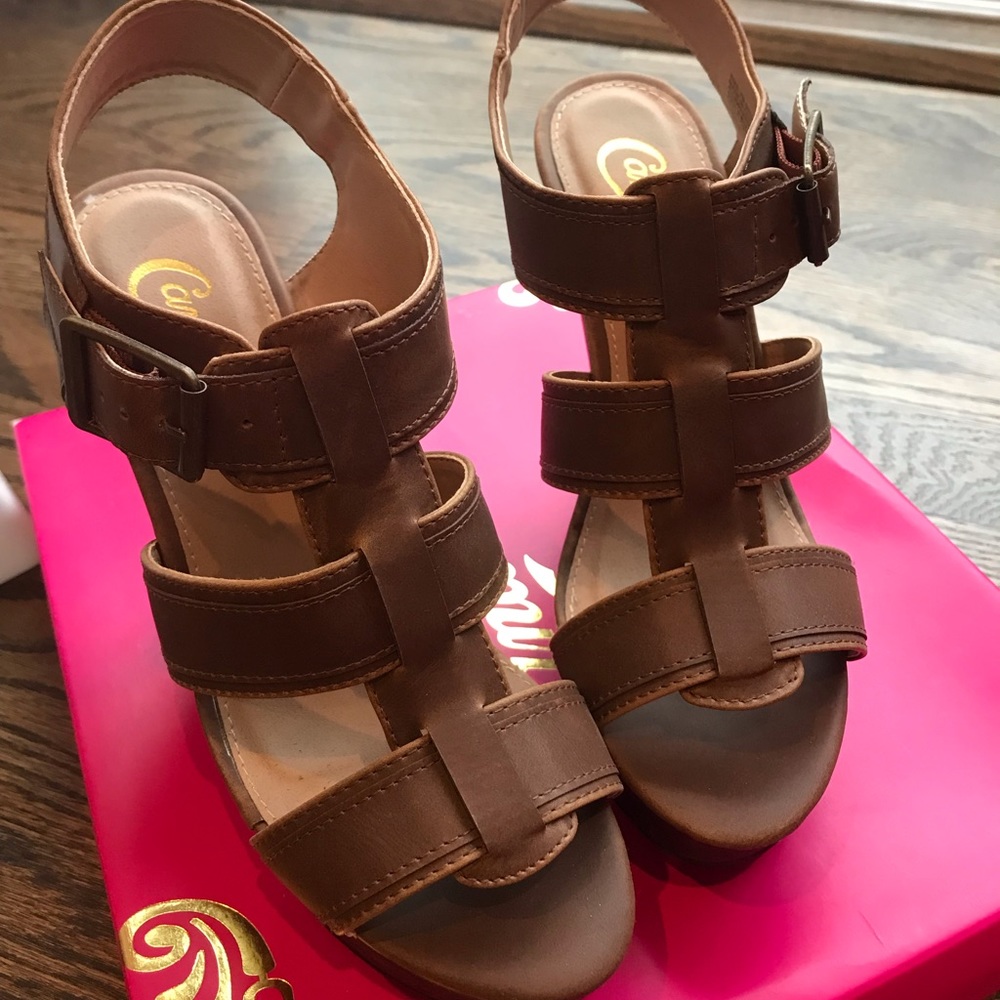 Candies sandals size 7.5